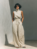Marieta | Minimalistisches Set mit ärmelloser Bluse und lockerer Hose