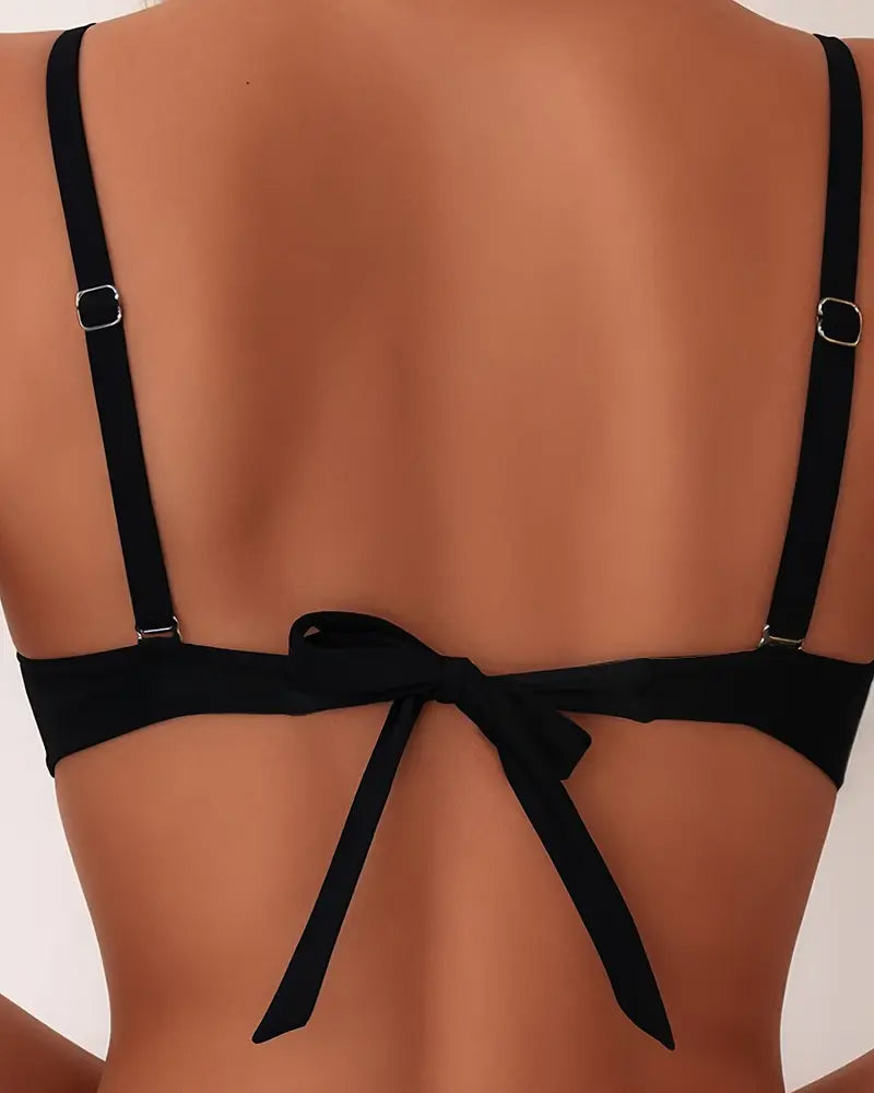 Lois | Alluring Back-Cutout Bikini Set