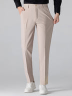 Rippstrick-Polo mit Johnny-Kragen und kontrastierenden Akzenten & figurbetonter tapered Hose