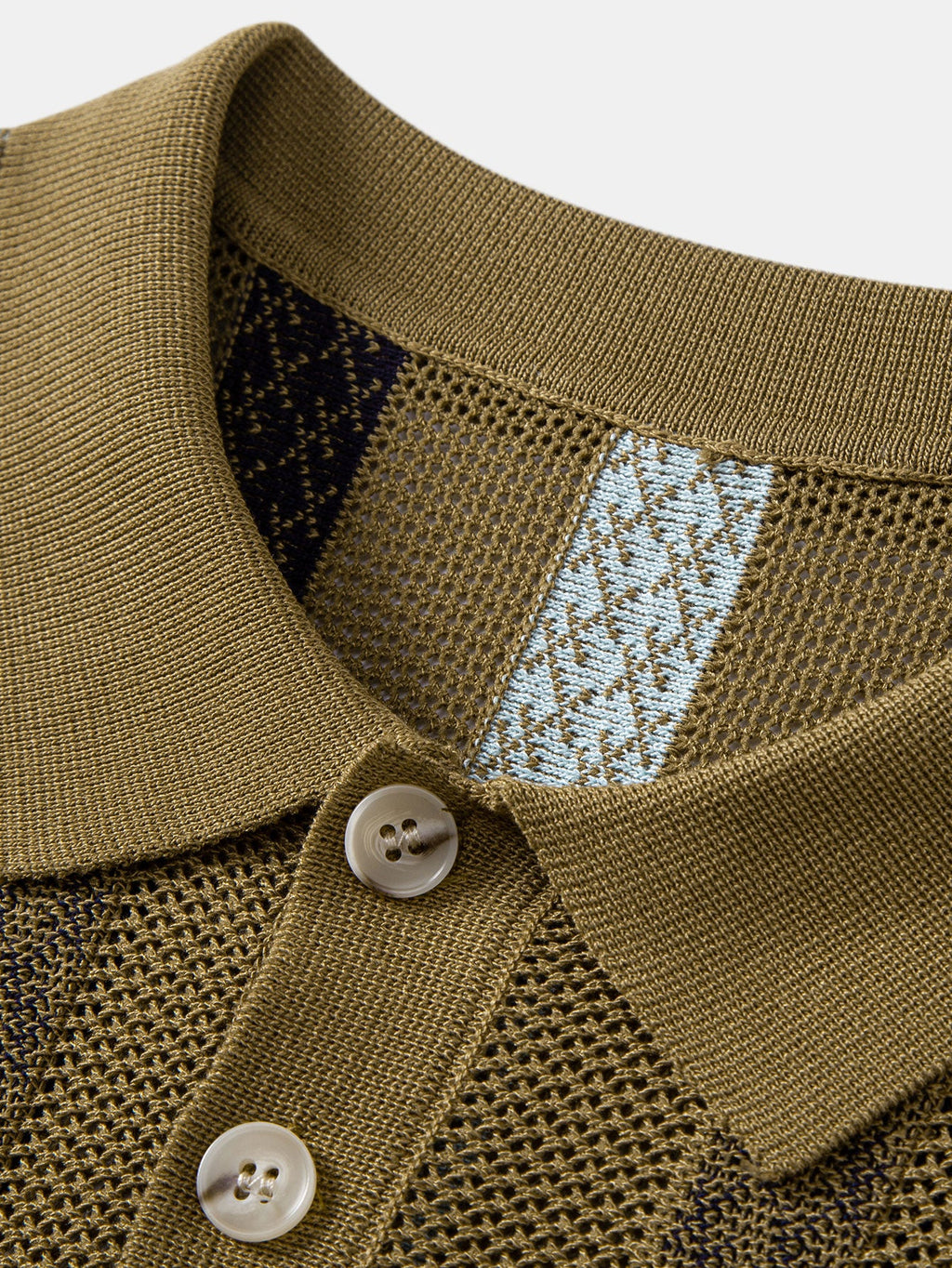Gestreiftes strukturiertes Strick-Polo mit Slim Fit tapered Hose