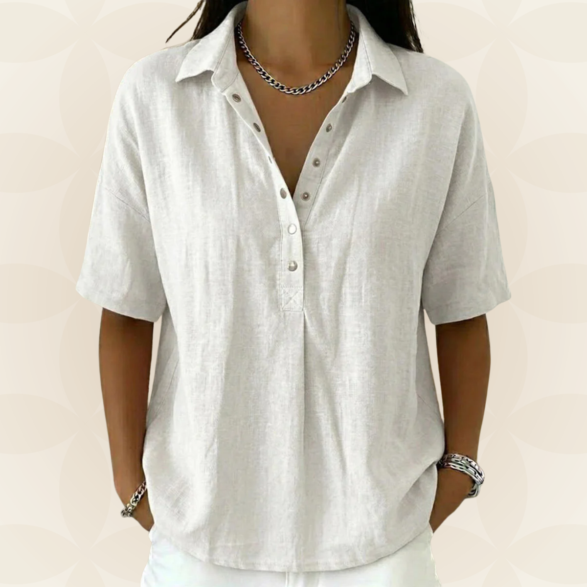 Sonja - Bluse mit Kragen und Knopfakzenten