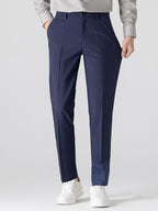 Rippstrick-Polo mit Johnny-Kragen und kontrastierenden Akzenten & figurbetonter tapered Hose