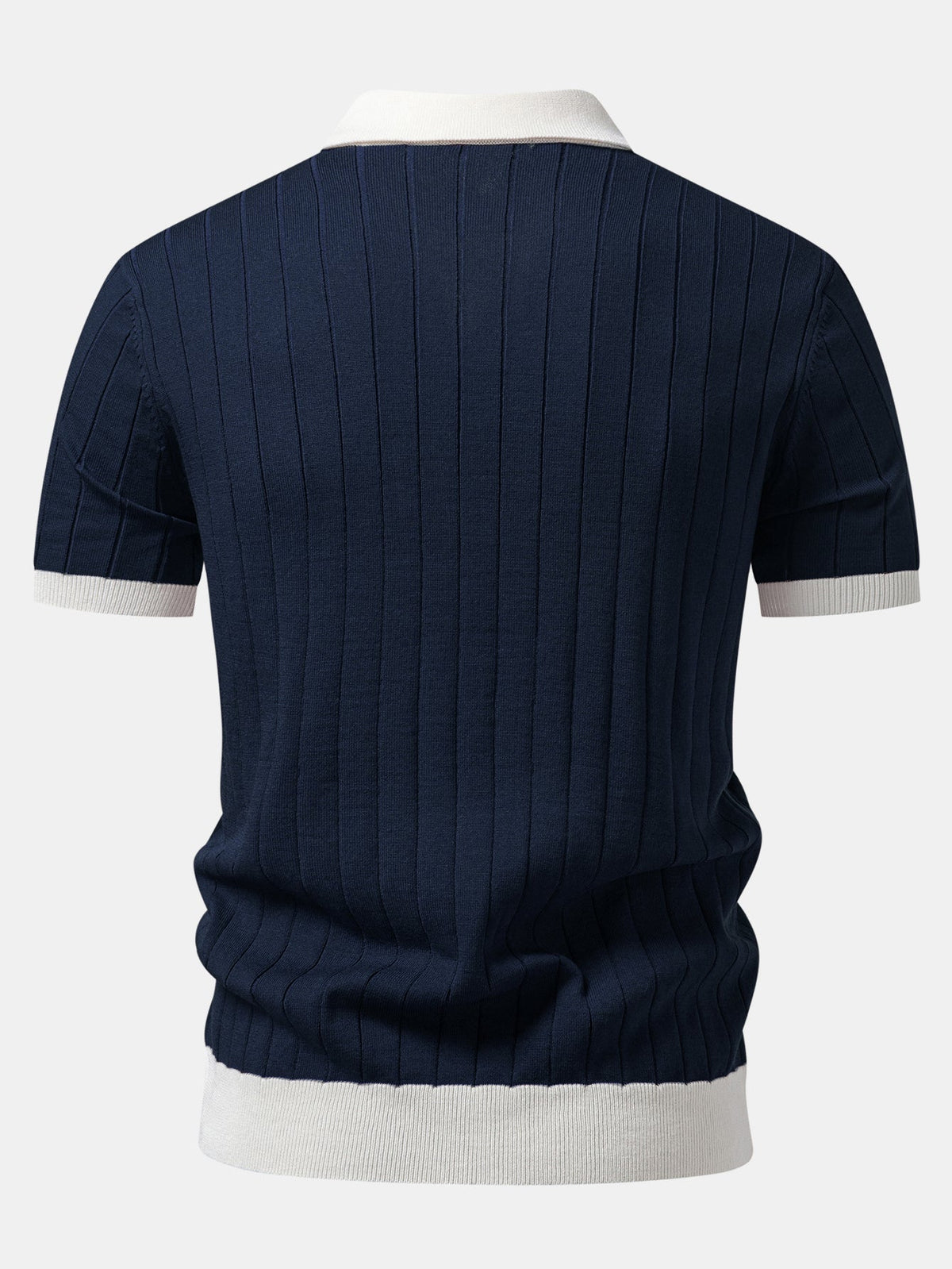 Kontrastbiesen Polo mit Johnny-Kragen & Slim Fit Tapered Hose