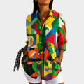 Lebendige Kunstbluse in Farbenfrohem Design