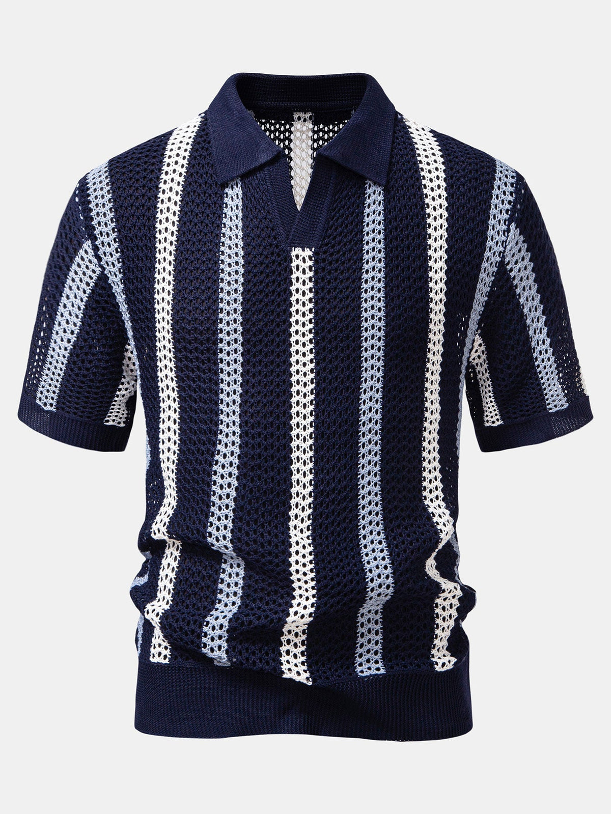 Gestreiftes Polo mit V-Ausschnitt und Gekreppten Shorts mit Kordelzug – 5 Zoll