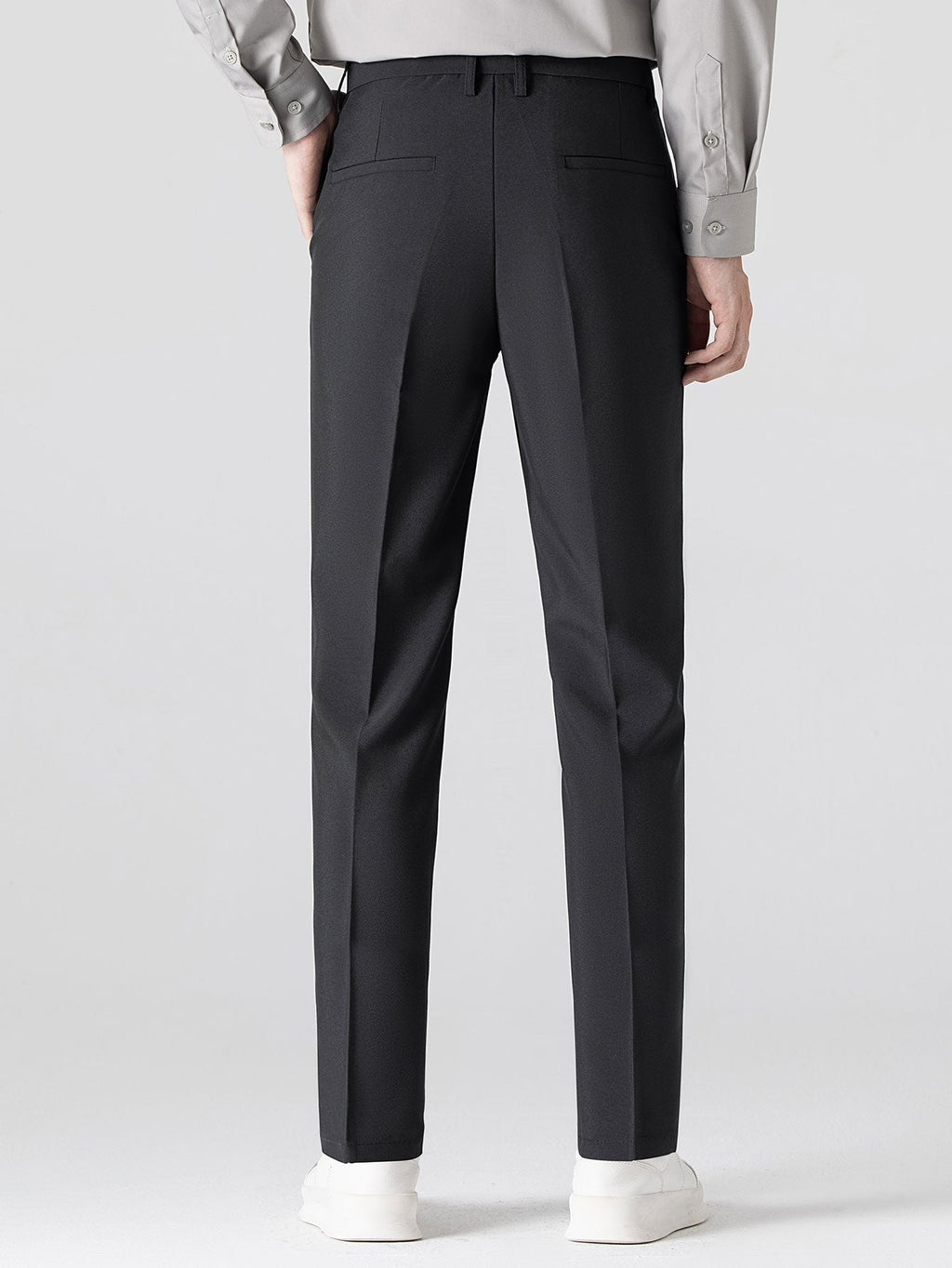 Gestreiftes strukturiertes Strick-Polo mit Slim Fit tapered Hose