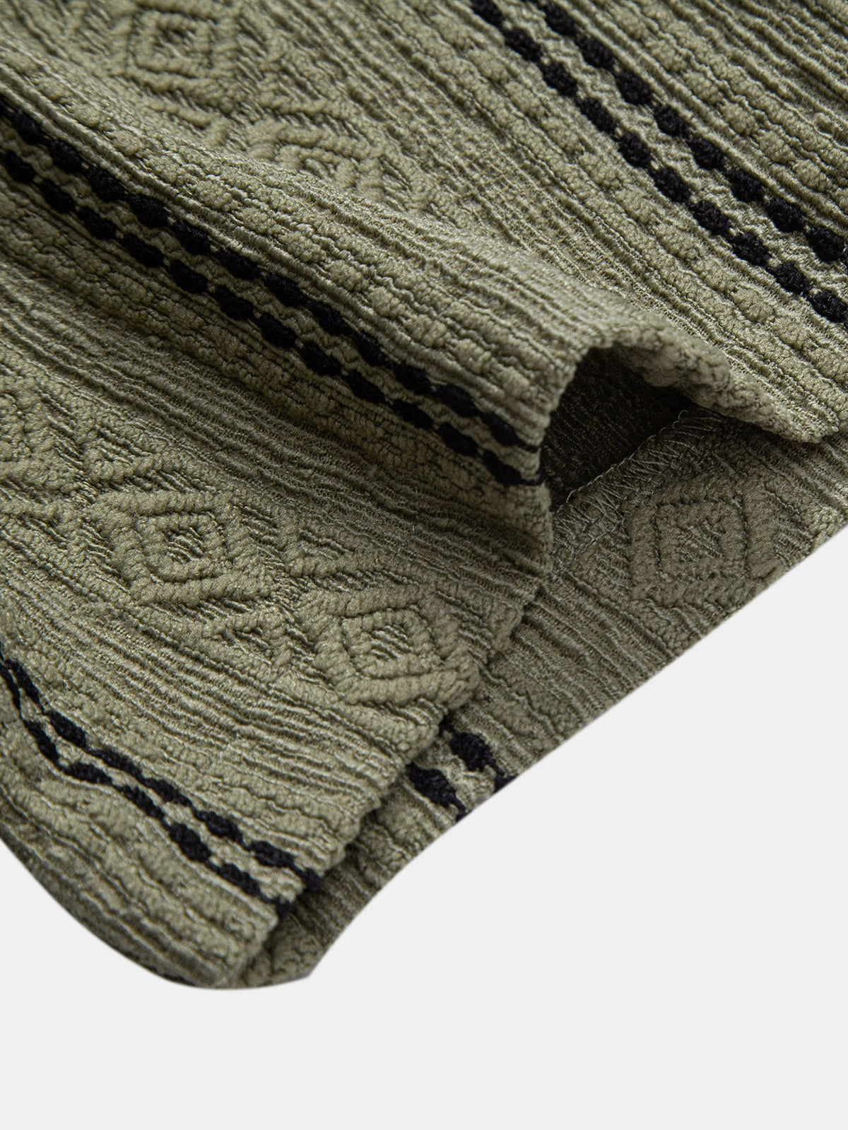 Geometrisches Jacquardhemd mit Knöpfen und Kurzshorts mit Kordelzug und gekreuzter Textur, 5"