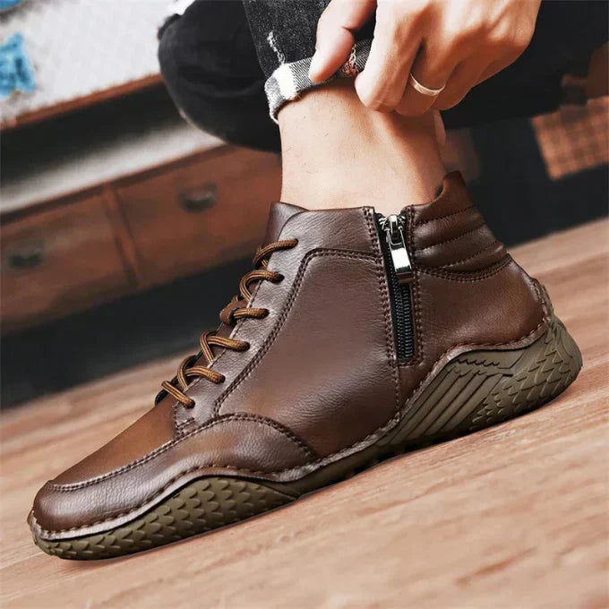Herren Stiefel aus echtem Leder in Wadenhöhe