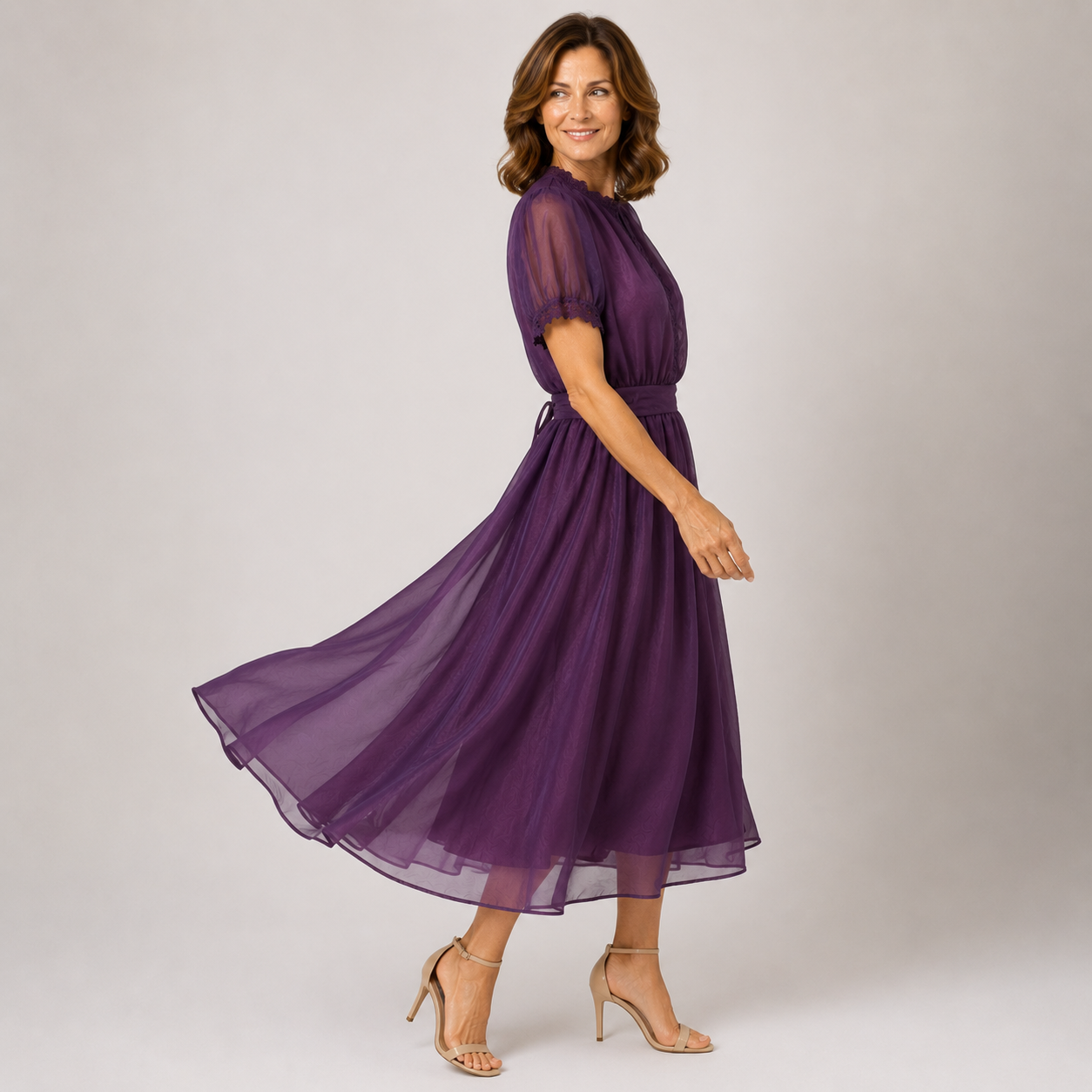Flavia | Maxi-Kleid mit Tropfenausschnitt und Chiffon-Spitze