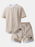 2-in-1 Waffle T-Shirt mit Kragen und 7-Zoll Shorts Set