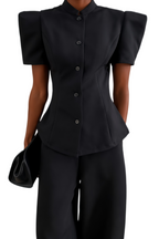 Hallie Schwarze Bluse mit schmalem Stehkragen und passendem Hosen-Set