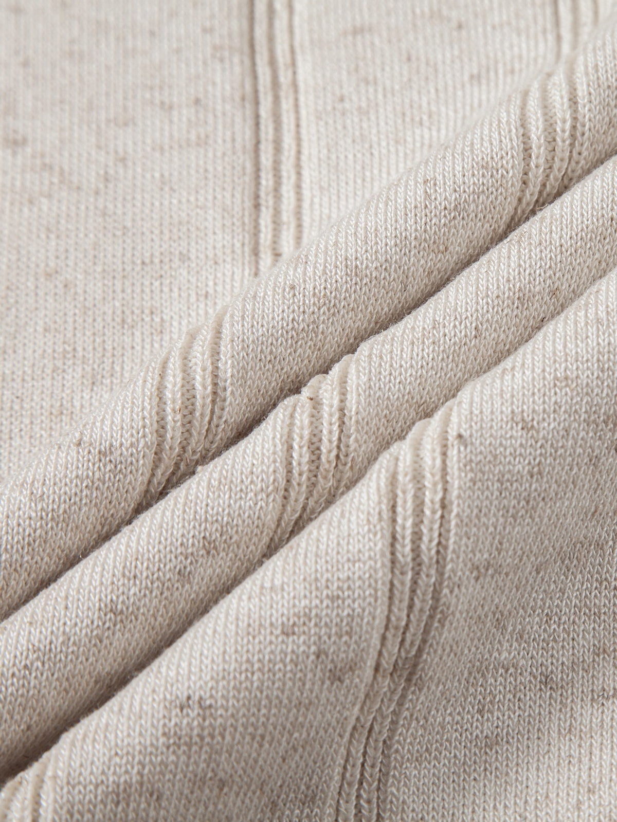 Gestreiftes Leinen-Polo mit Rippstrick und Slim Fit Tapered Hose