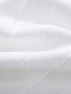 Rippstrick-Polo mit Johnny-Kragen und kontrastierenden Akzenten & figurbetonter tapered Hose