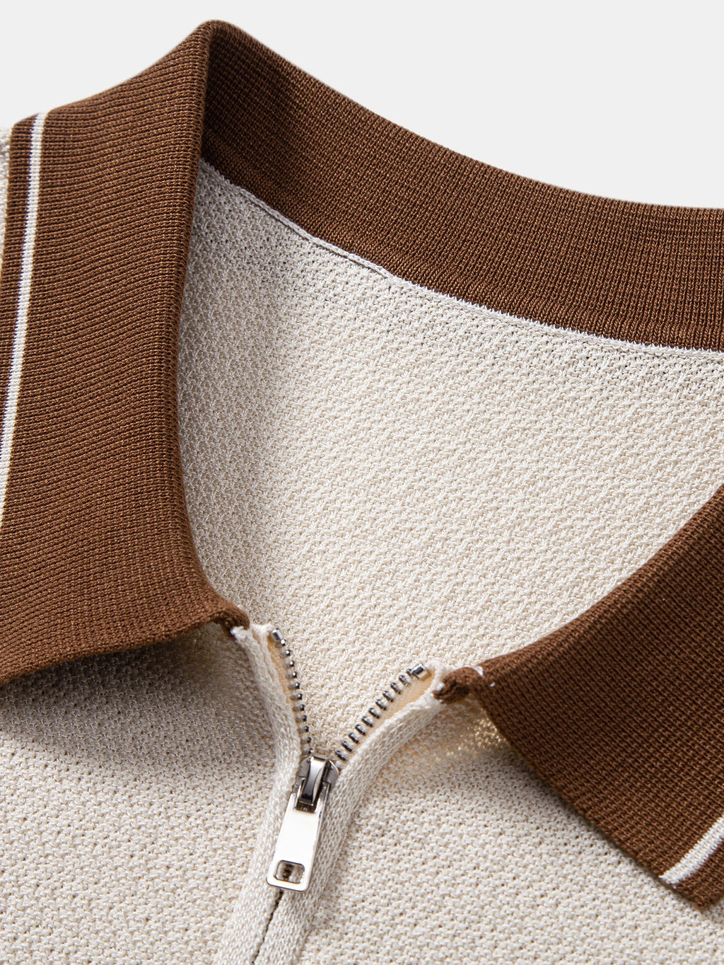 Kontrast-Reißverschluss Strickpolo mit Slim Fit Tapered Hose