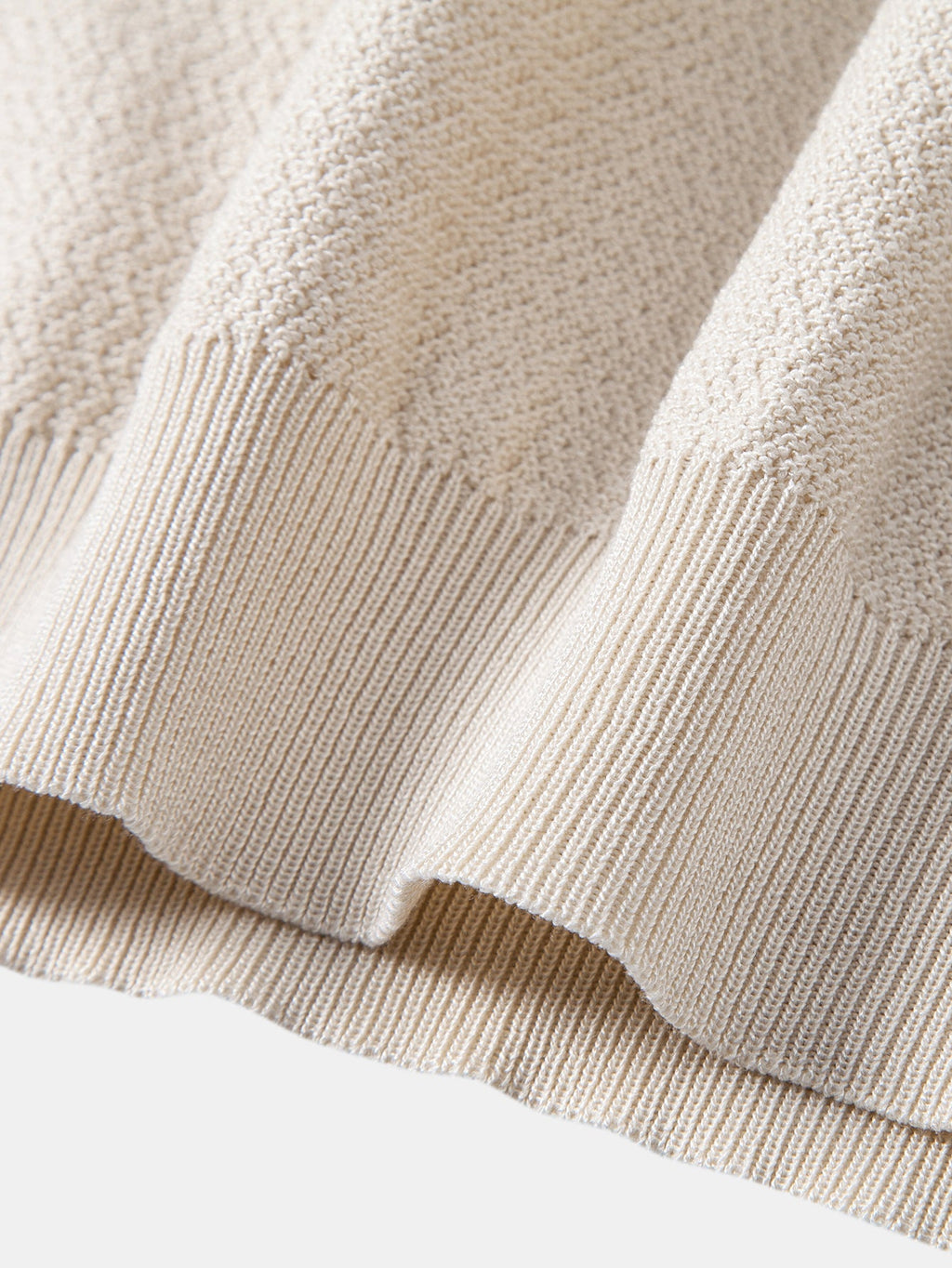 Kontrast-Reißverschluss Strickpolo mit Slim Fit Tapered Hose