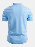 Muscle Fit Waffle-Shirt mit Stehkragen und 7-Zoll-Shorts mit Kordelzug Set