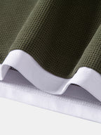 2-in-1 Waffle T-Shirt mit Kragen und 7-Zoll Shorts Set