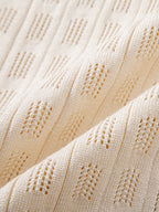 Karierte Strickbluse mit offenem Design & Gerade geschnittene Leinenhose