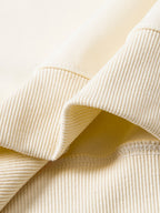 Bequemes Kontrast-Polo Sweatshirt mit entspannter Passform