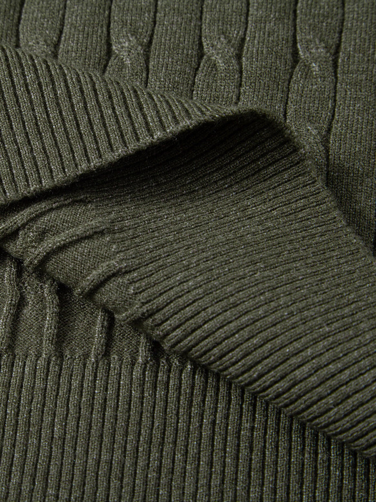 Jacquard Strick-Polo mit gedrehtem Design & Slim Fit Hose