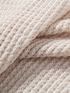 Entspanntes Fit Gehäkeltes V-Ausschnitt Polo mit Kurzen Hosen und Knittertextur, 5" Kordelzug