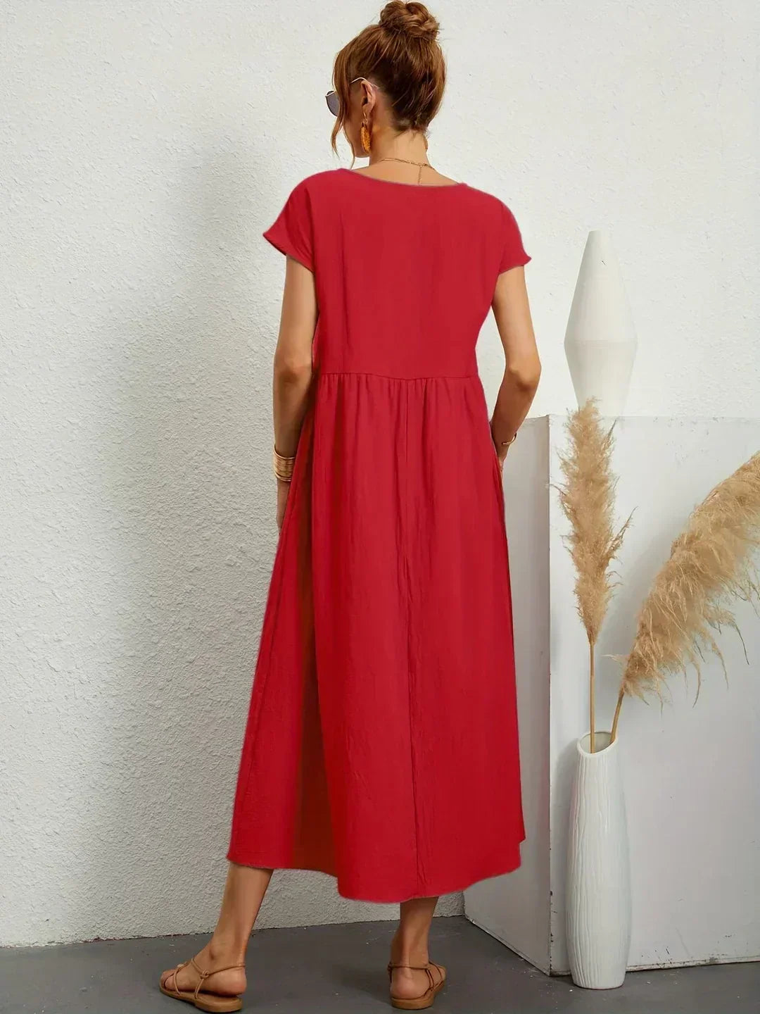Gabrielle | Zeitloses elegantes Midikleid