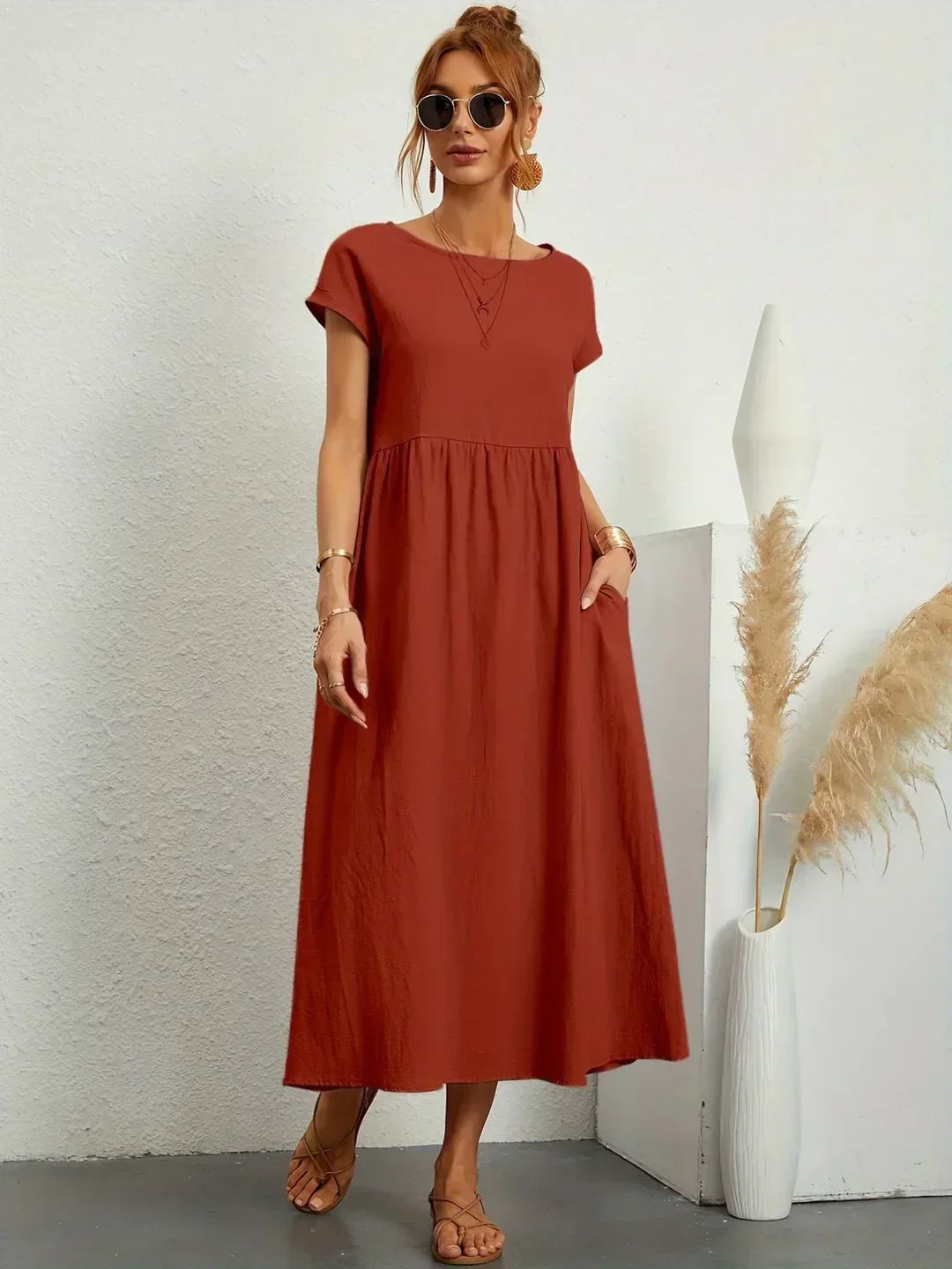 Gabrielle | Zeitloses elegantes Midikleid