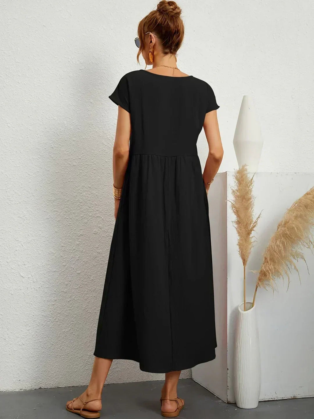 Gabrielle | Zeitloses elegantes Midikleid