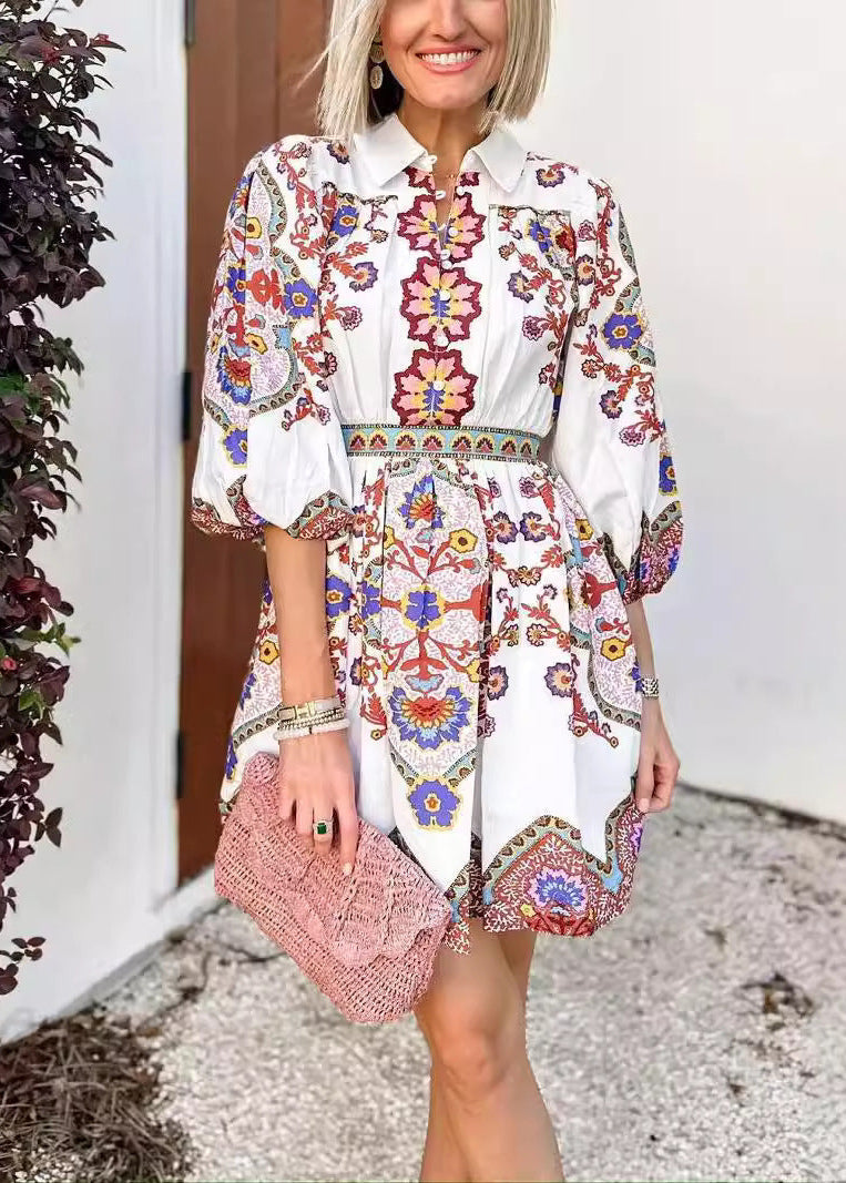 Romy - Stilvolles Kleid mit Muster und Blusenkragen
