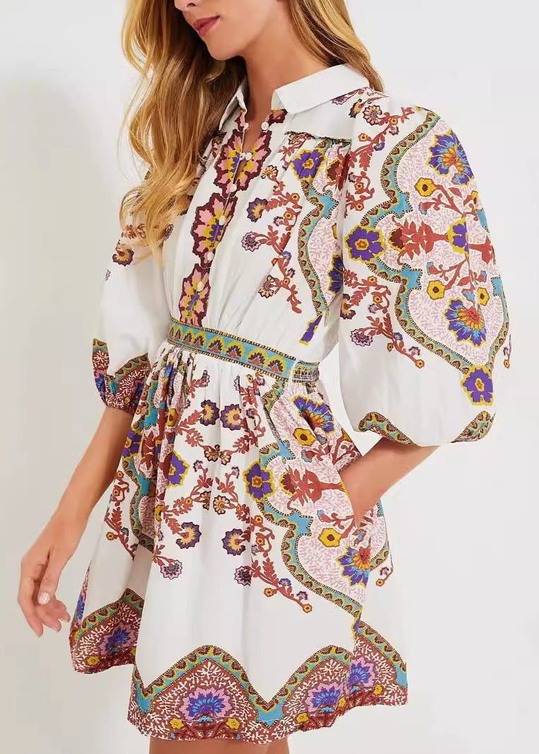 Romy - Stilvolles Kleid mit Muster und Blusenkragen