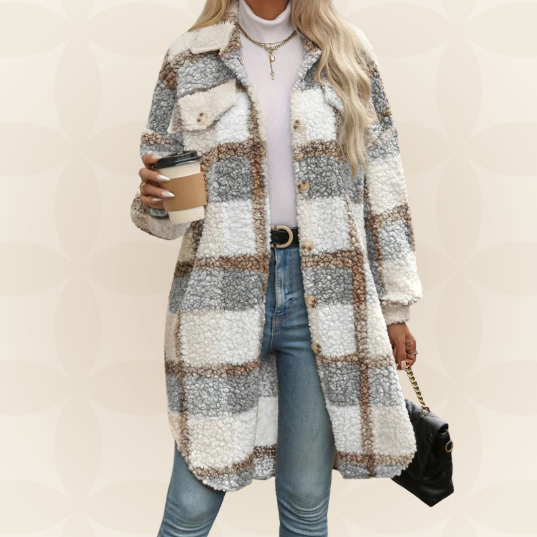 Regina – Kuscheliger Teddy-Look Reitmantel
