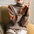 Maaike - Rollkragenpullover mit markanten Kontraststreifen