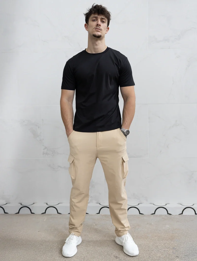 Evano Black T-Shirt