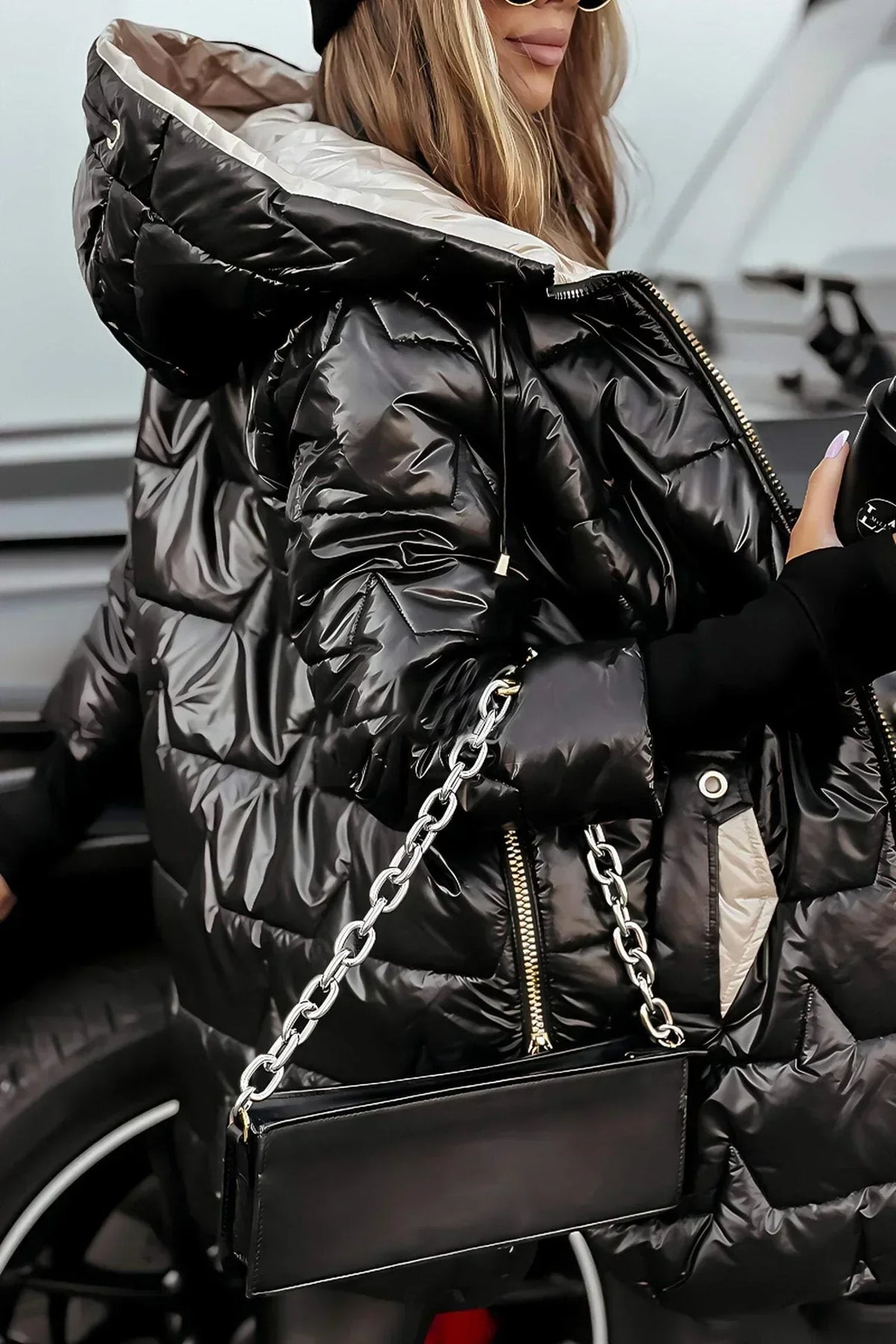 Noor – Funkelnde Winterjacke mit Kapuze