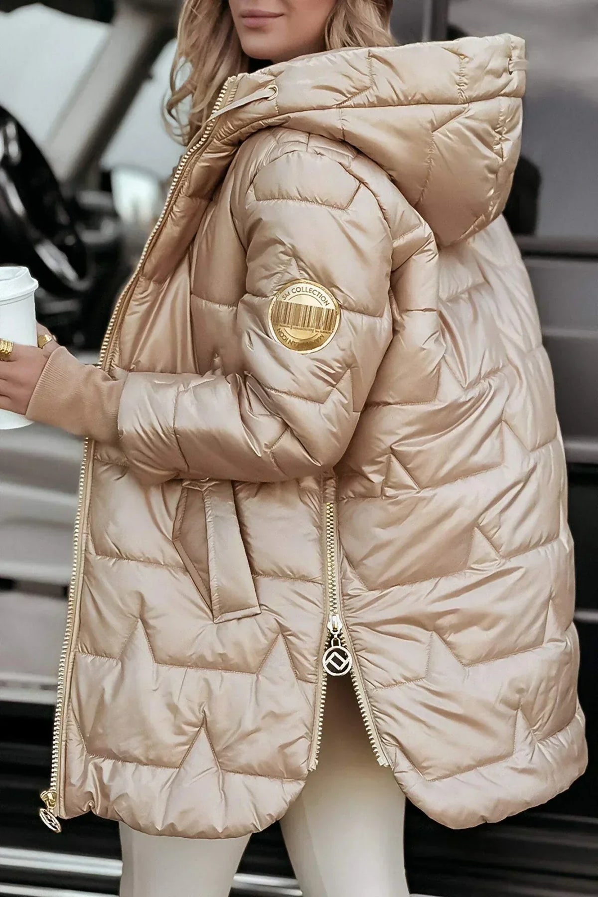 Noor – Funkelnde Winterjacke mit Kapuze