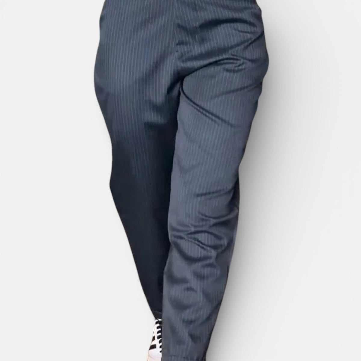 Mathilde – Elegante Hochtaillenhose mit Streifen